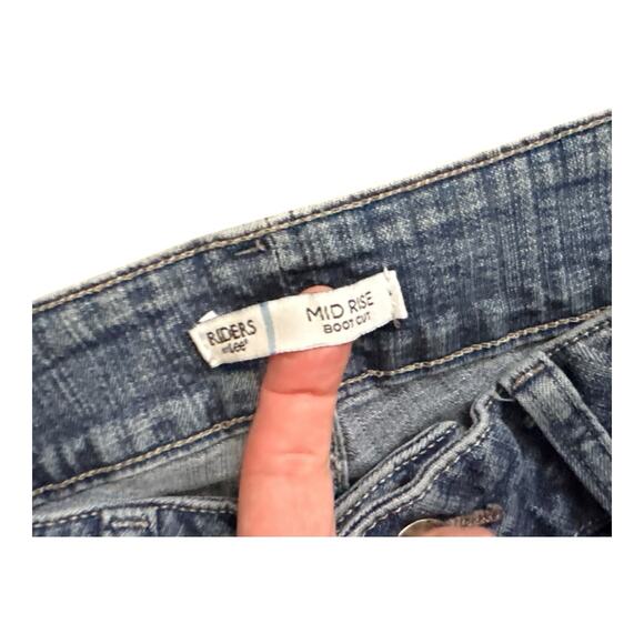 RIDERS by Lee Womens Petite Size 12P Mid Rise Boot Cut Blue Jeans 28.5" Inseam - Picture 6 of 6